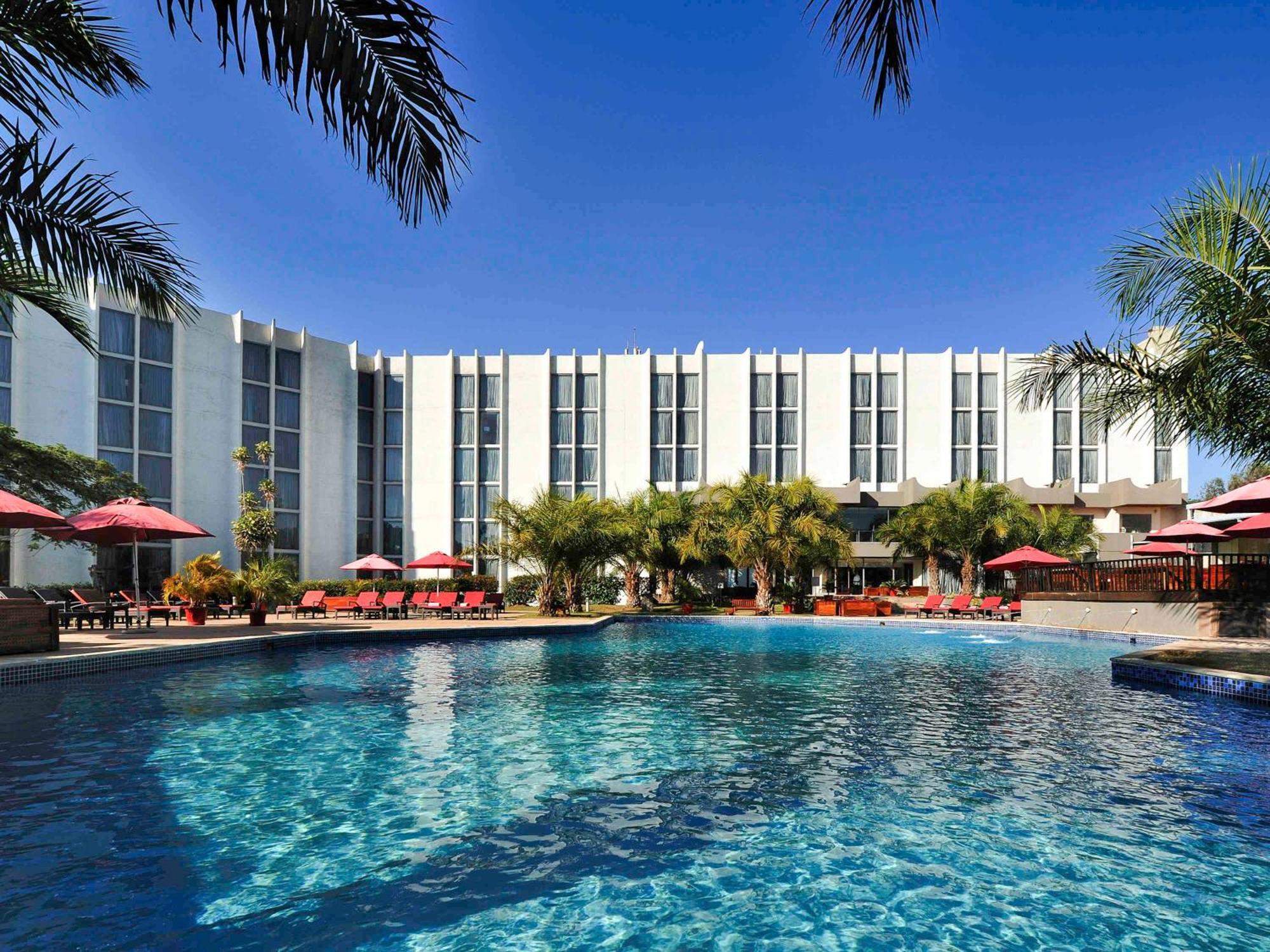 Hotel Pullman Lubumbashi Grand Karavia. Exterior foto