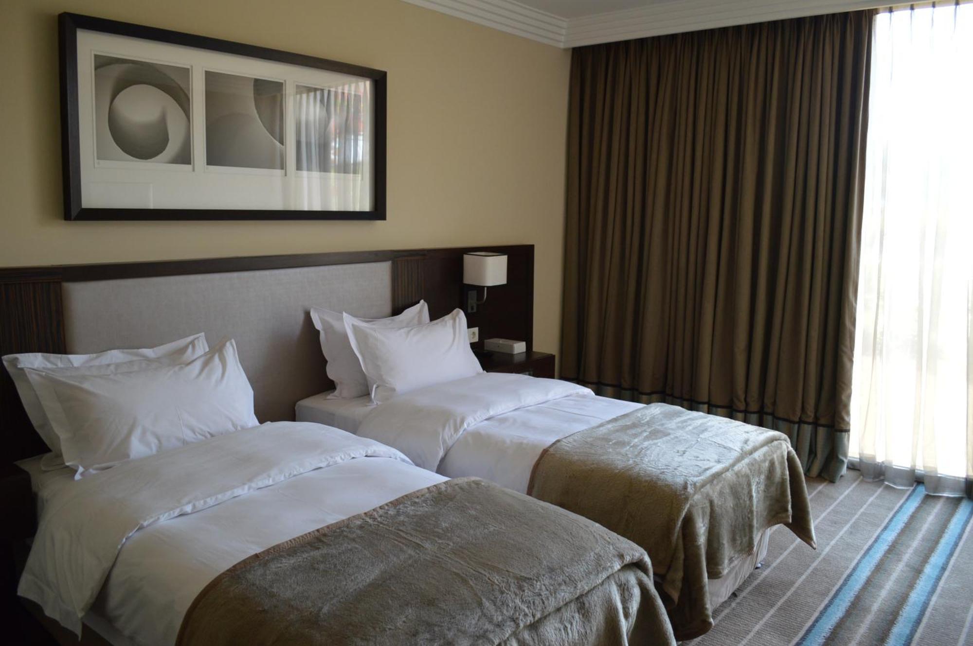 Hotel Pullman Lubumbashi Grand Karavia. Exterior foto