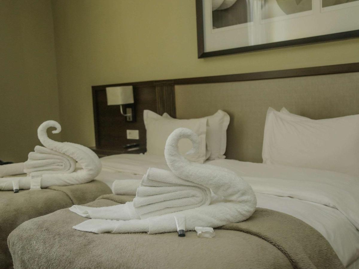 Hotel Pullman Lubumbashi Grand Karavia. Exterior foto
